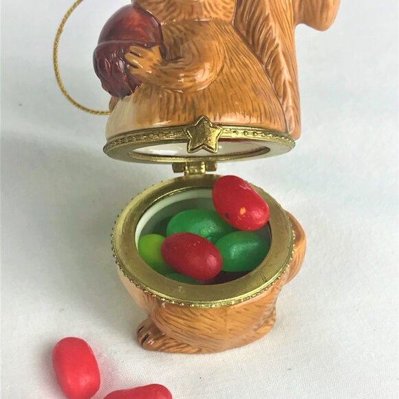 Squirrel Acorn Porcelain Hinged Surprise Gift Trinket Box Christmas Ornament - Picture 4 of 5